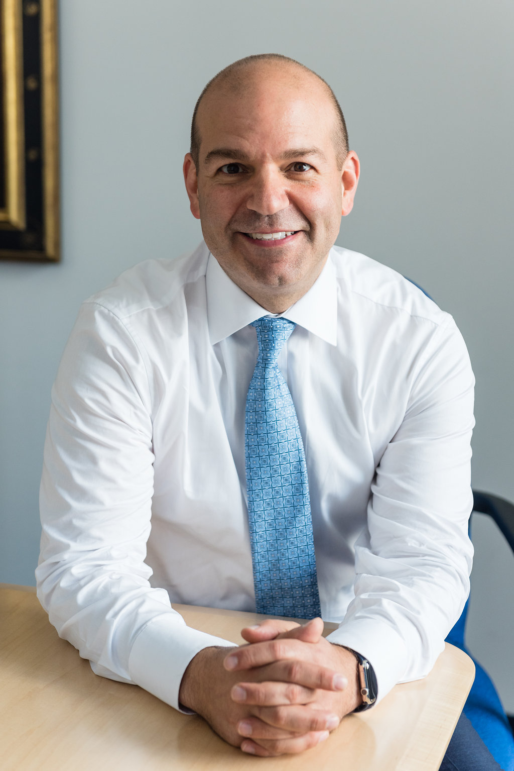 sports medicine orthopedic surgeon